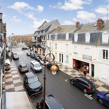 Anj Appartement Centre Ville Deauville Exterior foto